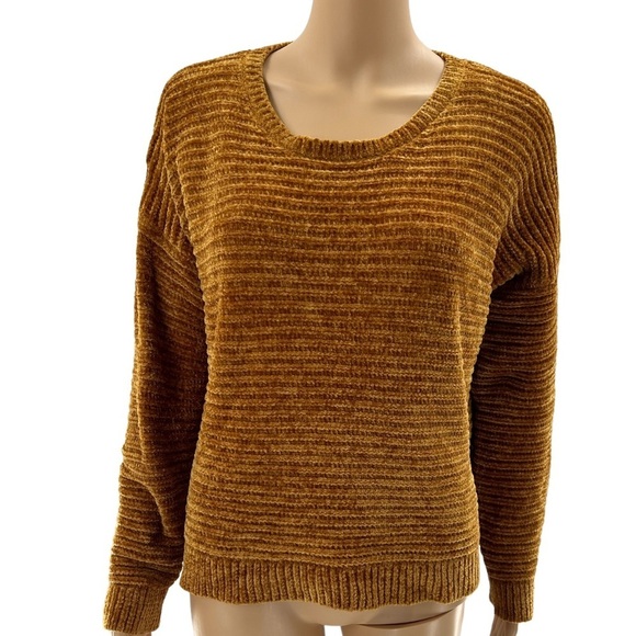 Pink Rose Sweater Gold Size L - Picture 1 of 10